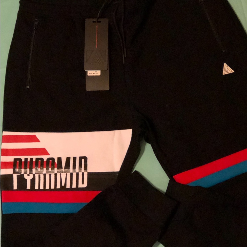 Pants - Picture 3 of 4